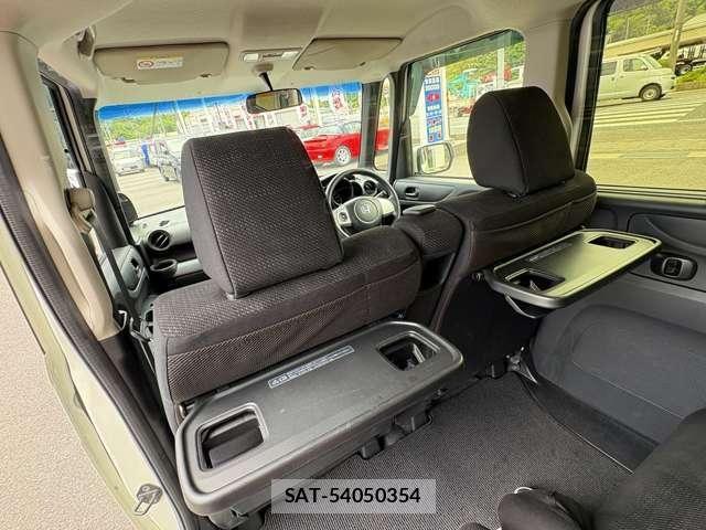Honda N BOX 2017-04 7217875-27