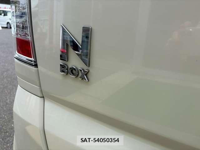 Honda N BOX 2017-04 7217875-29
