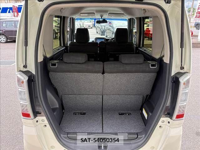 Honda N BOX 2017-04 7217875-7