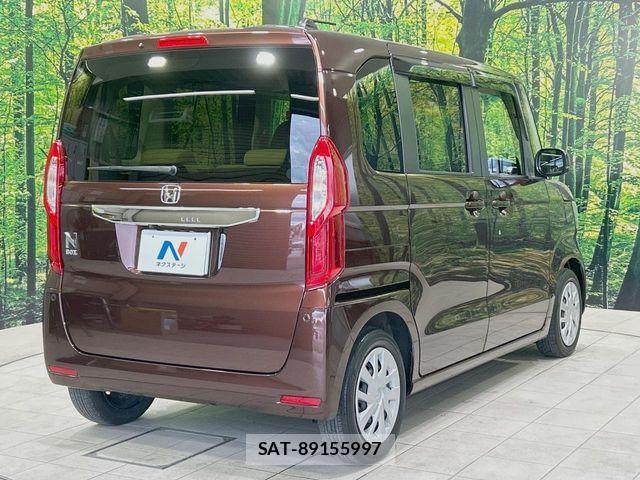 Honda N BOX 2018-11 7222378-17