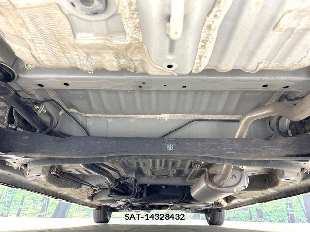 Honda N BOX 2023-07 7222449-18