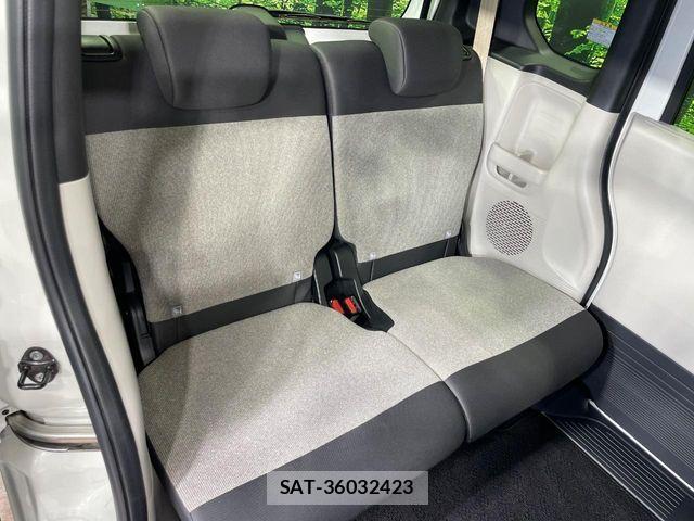 Honda N BOX 2023-11 7222457-9