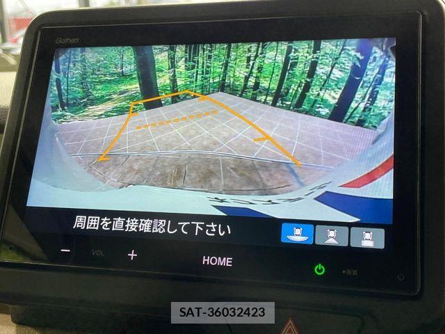 Honda N BOX 2023-11 7222457-3