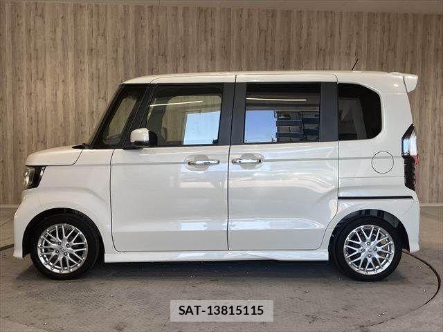 Honda N BOX 2022-09 7222433-19
