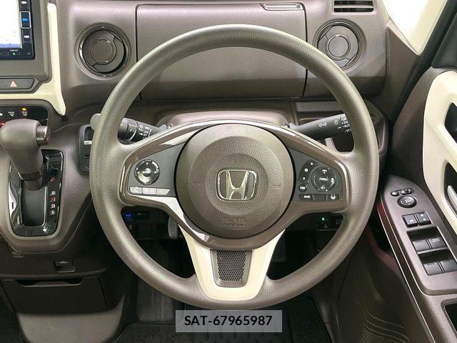 Honda N BOX 2022-06 7222430-7