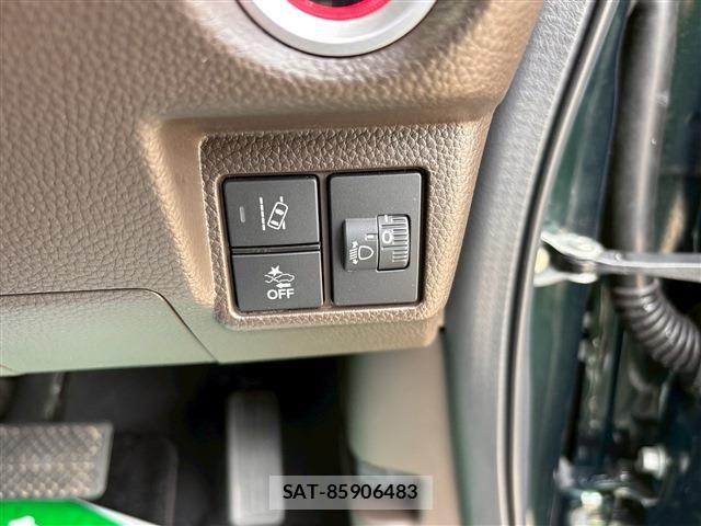 Honda N BOX 2023-04 7222447-21