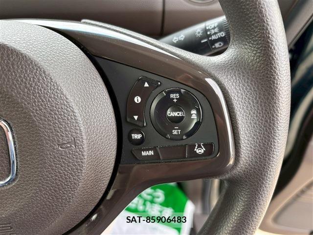 Honda N BOX 2023-04 7222447-28