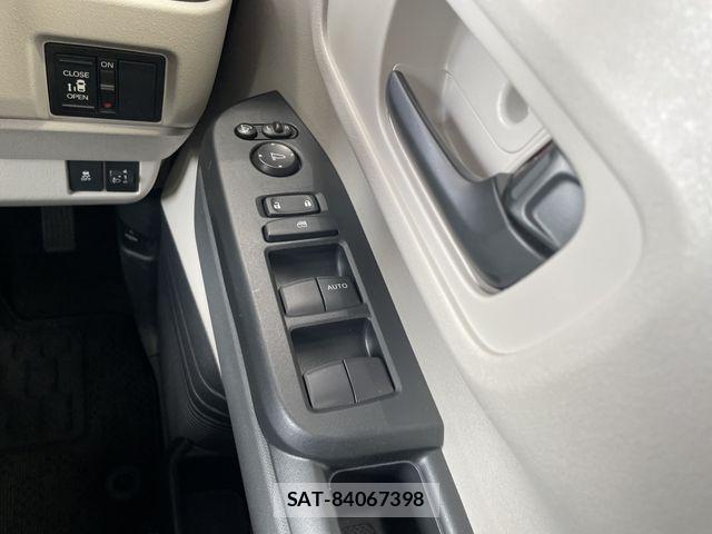 Honda N BOX 2024-05 7222469-16