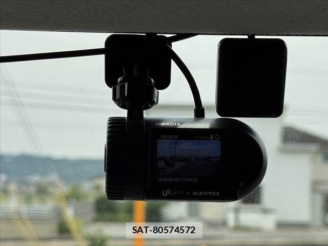 Honda N BOX 2019-09 7222396-5