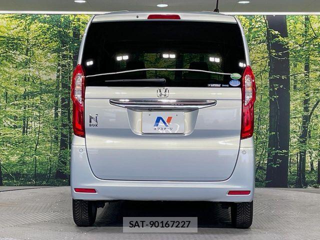 Honda N BOX 2019-06 7222386-14