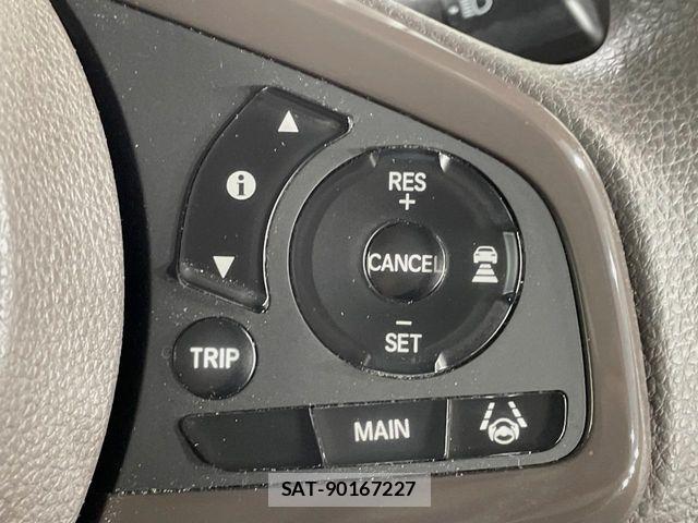 Honda N BOX 2019-06 7222386-4