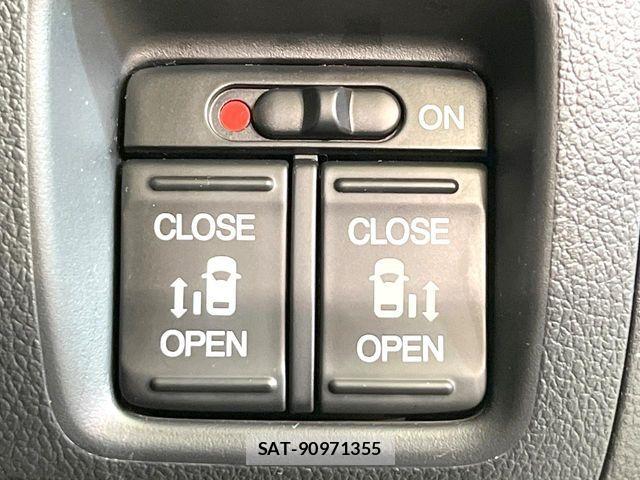 Honda N BOX 2013-11 7222318-3