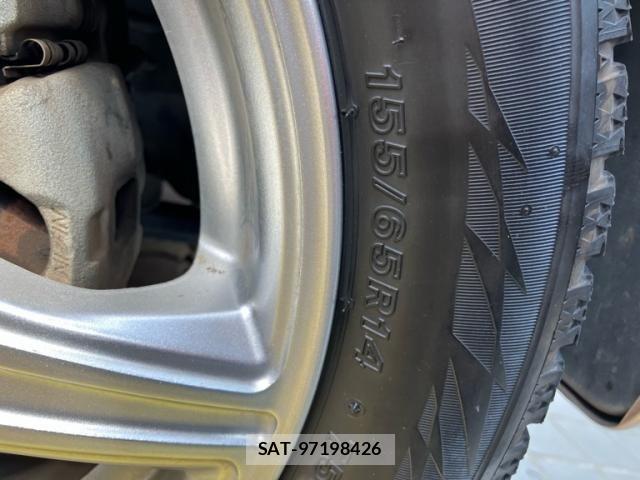Honda N BOX 2013-02 7222308-4