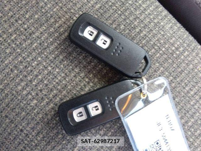 Honda N BOX 2021-04 7222416-10