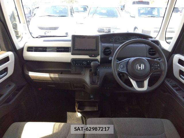 Honda N BOX 2021-04 7222416-1