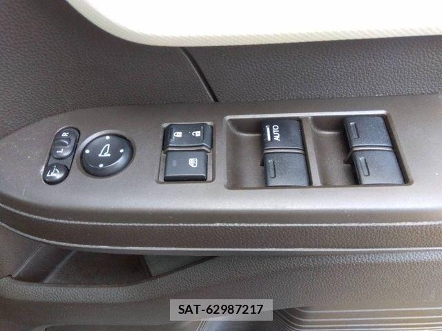Honda N BOX 2021-04 7222416-8