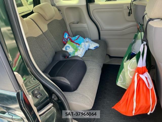 Honda N BOX 2018-01 7222365-11