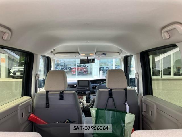 Honda N BOX 2018-01 7222365-17