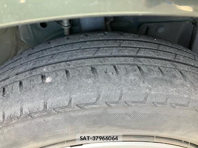 Honda N BOX 2018-01 7222365-6