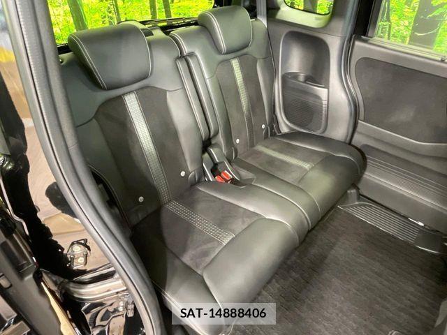 Honda N BOX 2023-01 7222437-8