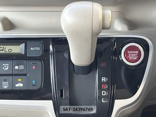Honda N BOX 2015-09 7222337-19