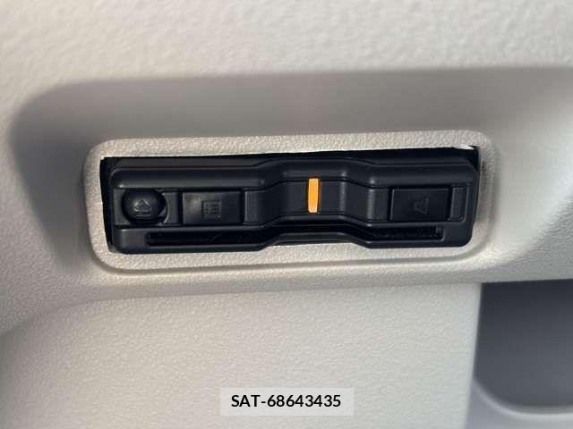 Honda N BOX 2024-05 7218365-2
