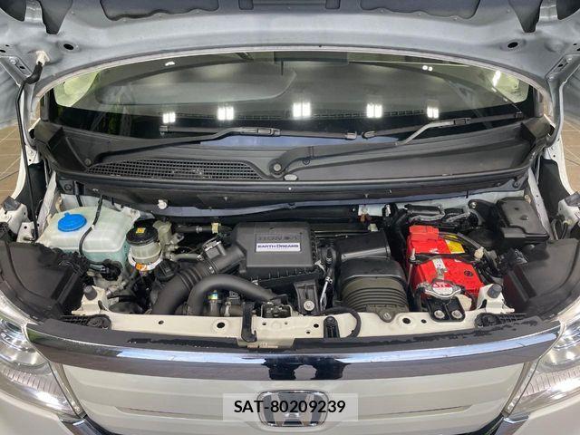 Honda N BOX 2018-04 7222370-17