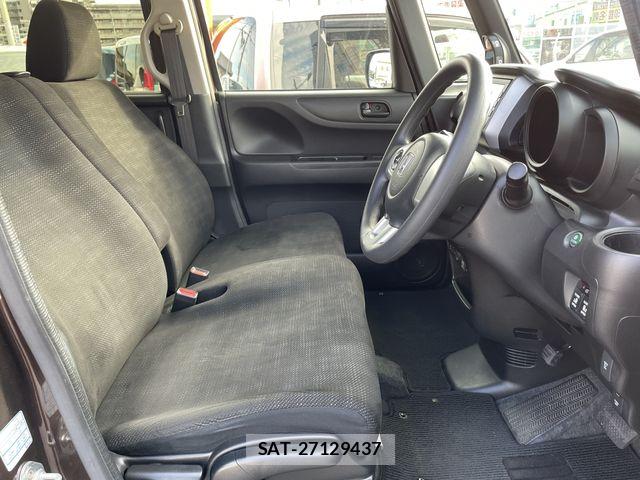 Honda N BOX 2017-05 7222359-11