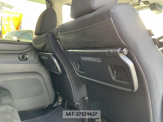 Honda N BOX 2017-05 7222359-13