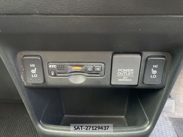 Honda N BOX 2017-05 7222359-29