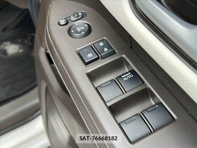 Honda N BOX 2021-04 7216495-27