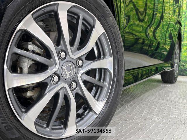 Honda N BOX 2023-03 7222438-12