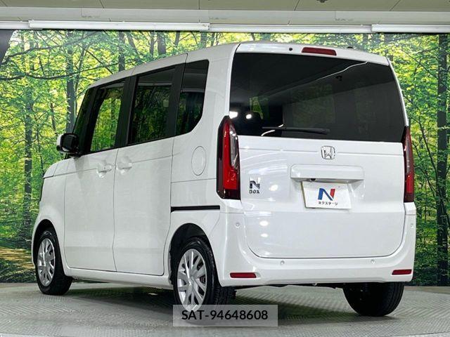 Honda N BOX 2025-04 7222498-16