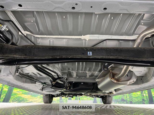 Honda N BOX 2025-04 7222498-18