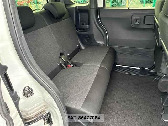 Honda N BOX 2025 7216379-5