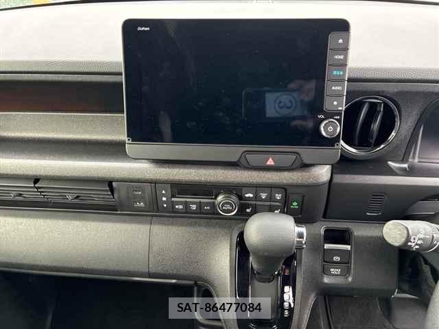 Honda N BOX 2025 7216379-8