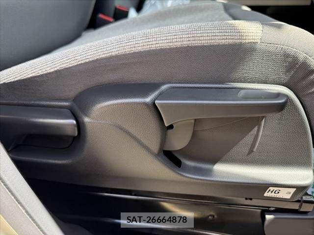 Honda N BOX 2023-10 7222453-28