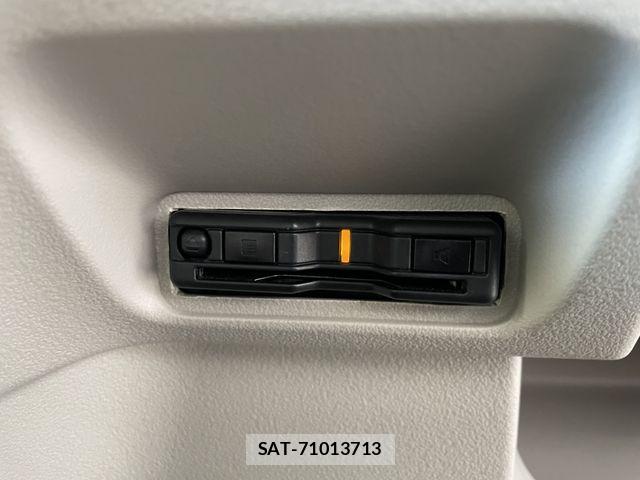 Honda N BOX 2024-05 7222471-14