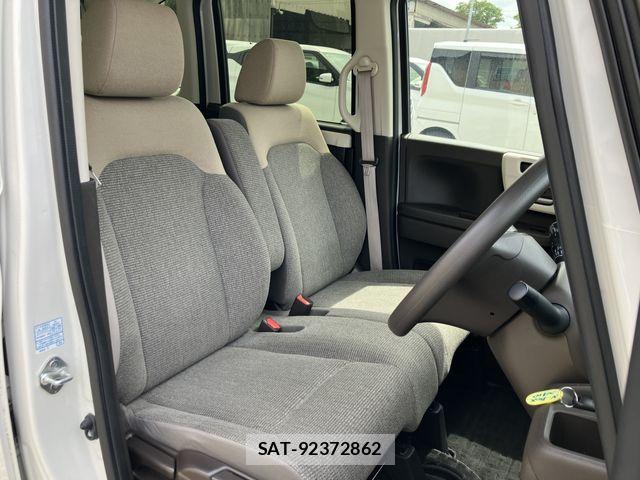 Honda N BOX 2021-03 7222415-1