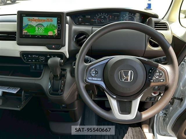 Honda N BOX 2022-02 7222431-18