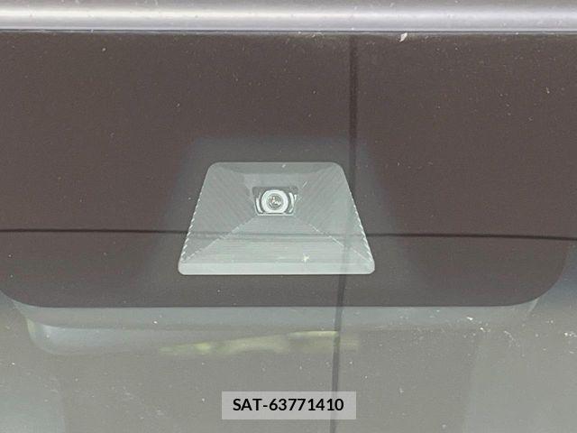 Honda N BOX 2023-09 7222450-4