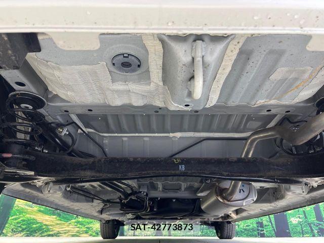 Honda N BOX 2025-04 7222495-18