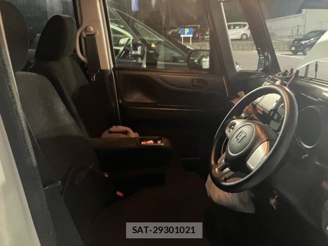 Honda N BOX 2014-05 7222326-9