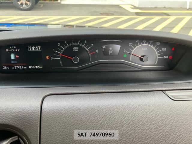 Honda N BOX 2019-06 7251677-11