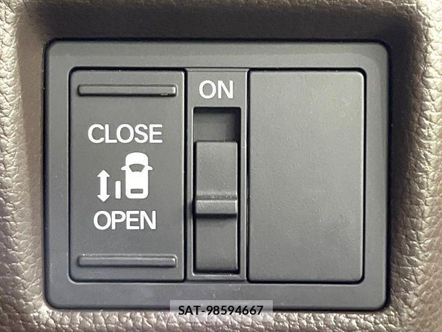 Honda N BOX 2021-04 7251663-5