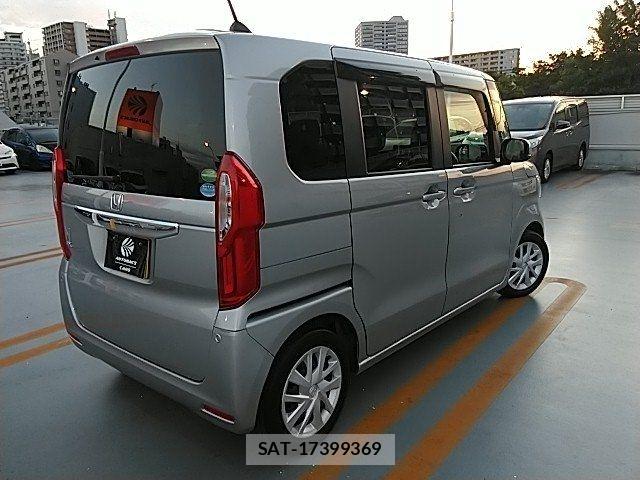 Honda N BOX 2020-02 7251670-18