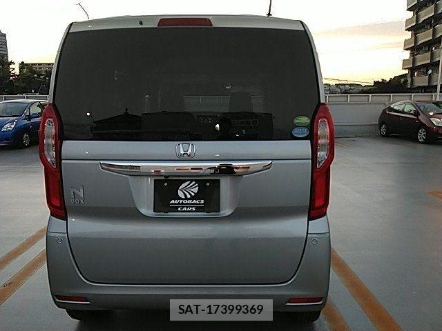 Honda N BOX 2020-02 7251670-4