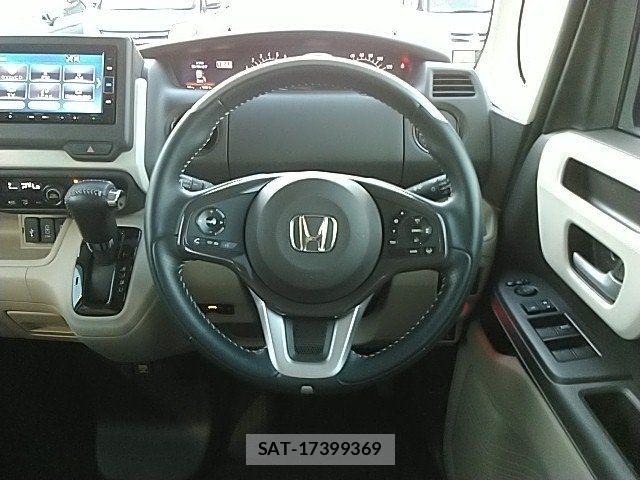 Honda N BOX 2020-02 7251670-7