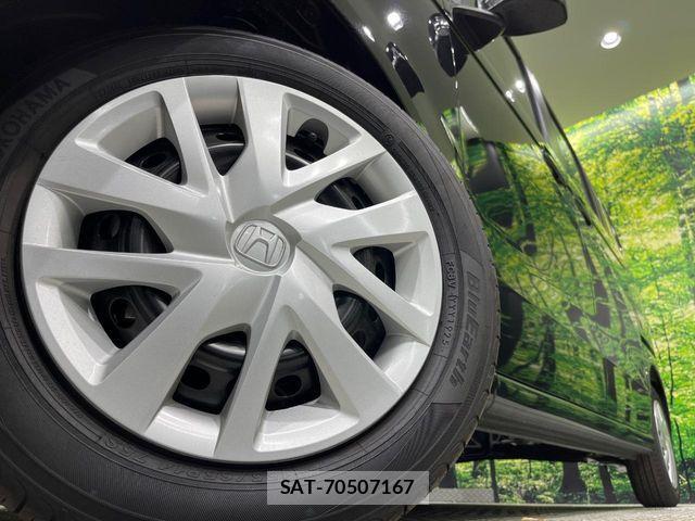 Honda N BOX 2025-08 7250272-13