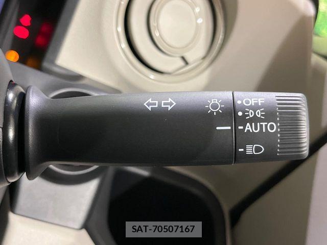 Honda N BOX 2025-08 7250272-7